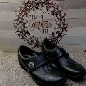 NWT Clarks Artisan 7 1/2 N Black Leather Dress Shoes